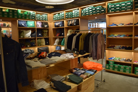 期間限定shop Warp Magazine ｘ 蔦屋書店 コラボレーションストア 函館 蔦屋書店